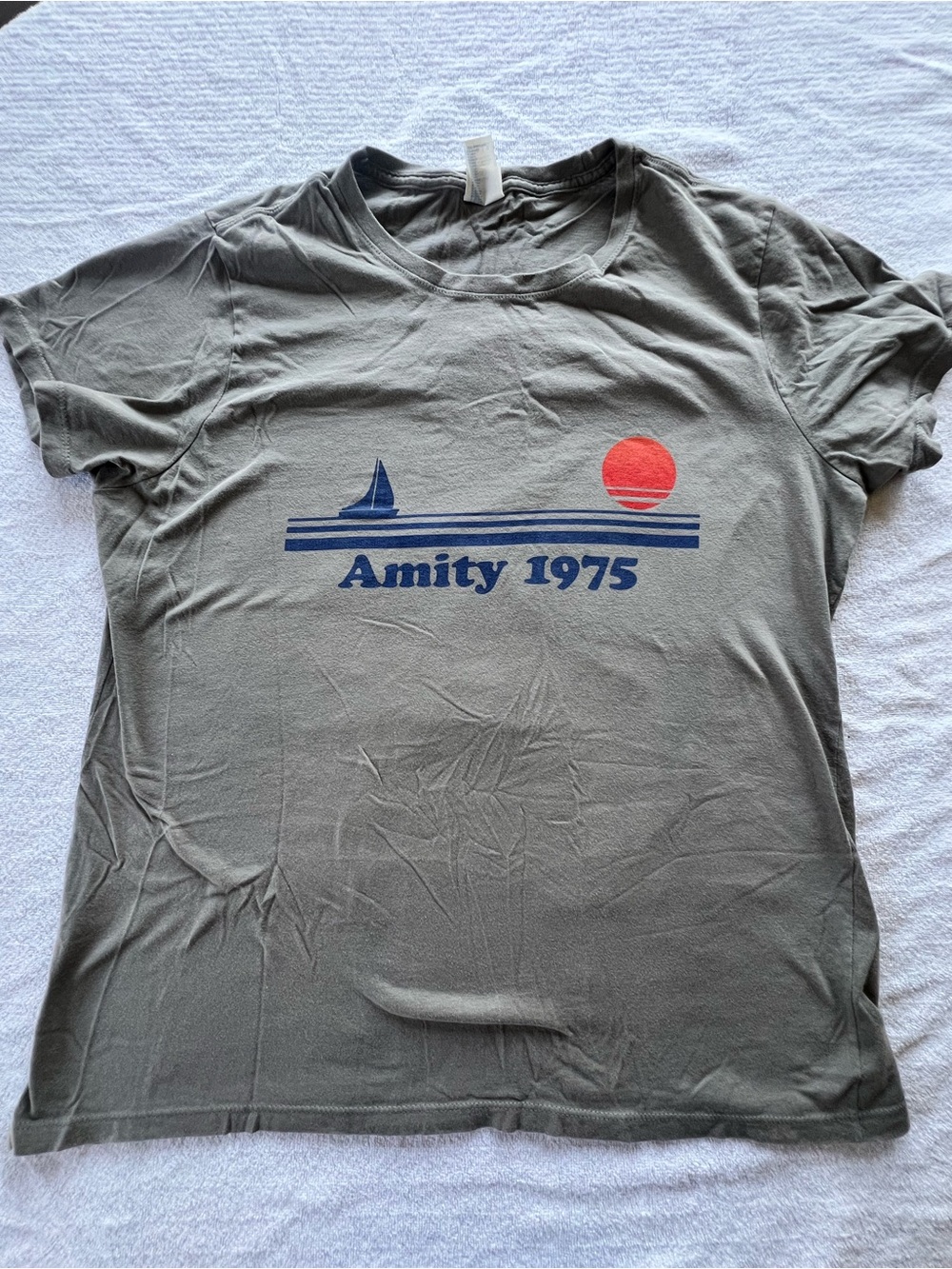Amity 1975 Graphic Short Sleeve Tee - Gray